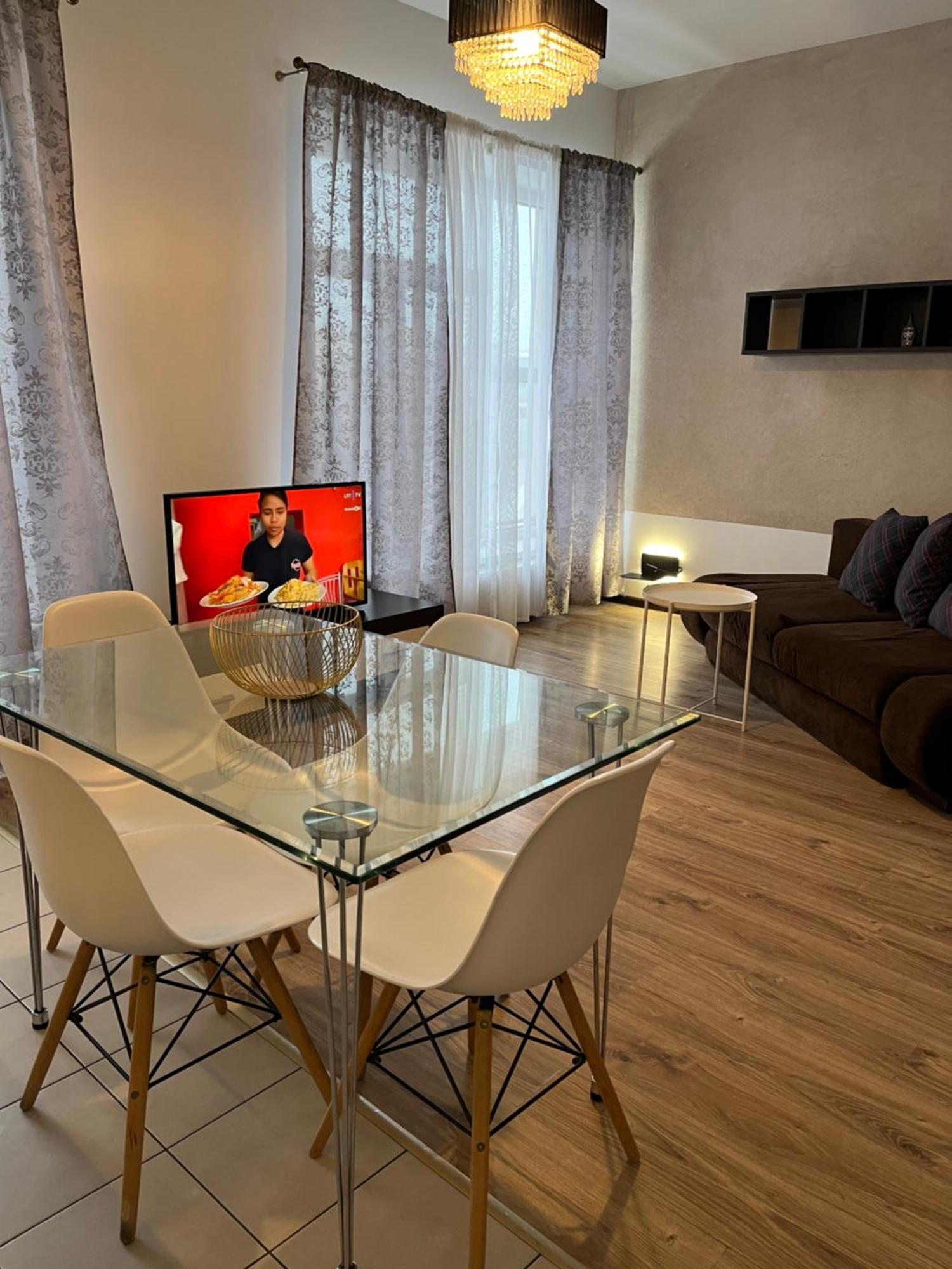 Near Station Apartment Vilnius Eksteriør bilde